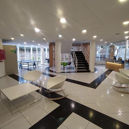 Residencia Universitaria Resa Siglo XXI คุลเยเรโด ภายนอก รูปภาพ